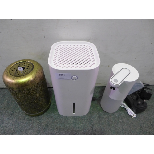 3388 - Mini dehumidifier, soap pump & diffuser *This lot is subject to vat