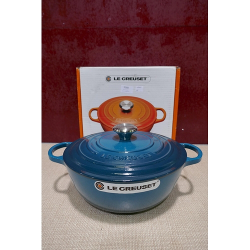 3180 - Le Creuset 4.1L signature soup pot - Colour deep teal * This lot is subject to vat