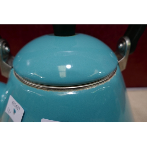 3187 - Le Creuset 1.6L blue kettle - worn/marked  * This lot is subject to vat