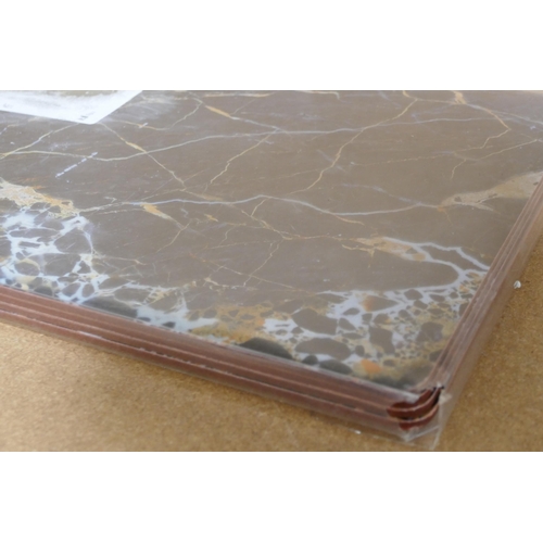 3206 - Tower 'Glitter' kitchen utensil holder and a set of place mats *This lot is subject to vat