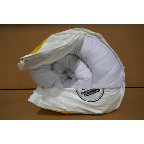 3207 - Silentnight Calming double duvet, 10.5 Tog *This lot is subject to vat