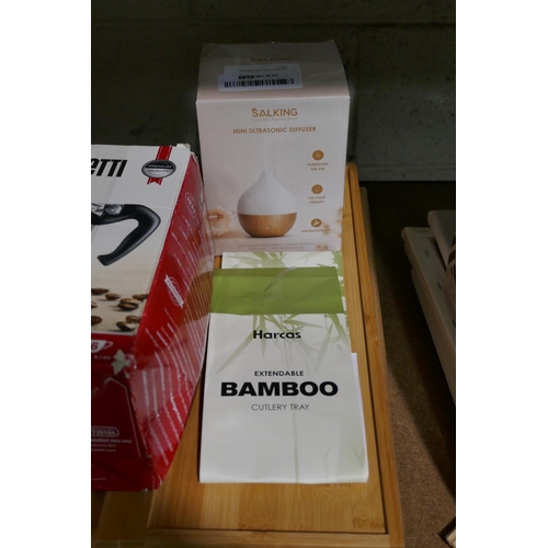 3221 - Assorted homewares incl: cutlery tray, mokka pot & mini Ultrasonic diffuser *This lot is subject to ... 