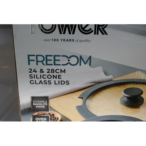 3228 - Tower 'Freedom' 24 + 28cm silicone glass lids *This lot is subject to vat