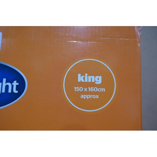 3235 - Silentnight 'Yours&Mine' dual control electric blanket, kingsize, 150 x 160cm *This lot is subject t... 