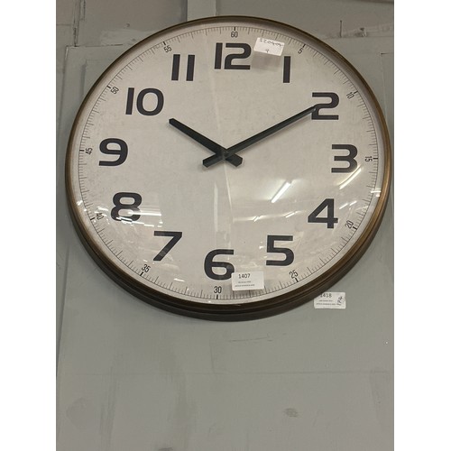 1361 - A station clock with convex glass