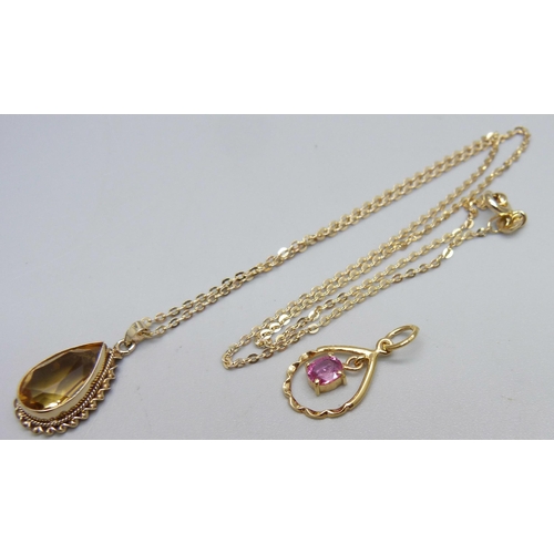 1016 - A 9ct gold and citrine set pendant on an 8ct gold 333 chain, 2.5g, and a 14ct gold pendant marked 58... 