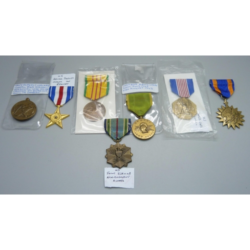 1035 - Seven American military medals