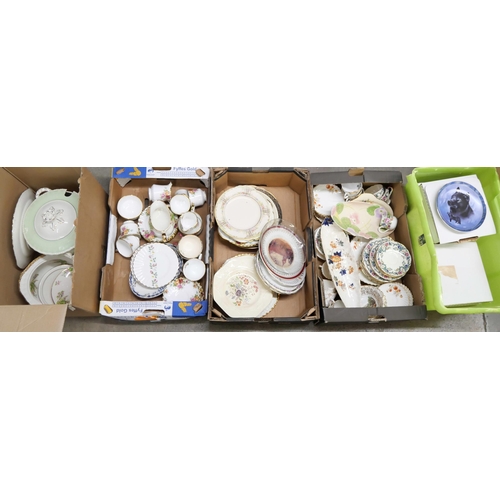 1091 - Five boxes of mixed teawares, dinner wares, collectors plates, cabinet plates, etc. **PLEASE NOTE TH... 