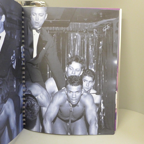 655 - A Madonna Sex book