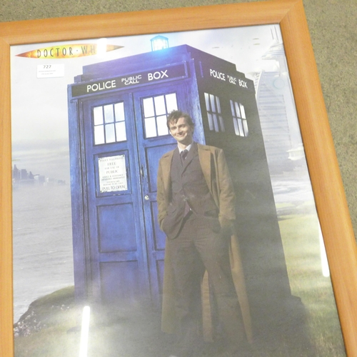 727 - A Dr. Who print, other Dr. Who items, Thunderbirds book, Star Wars record, etc.