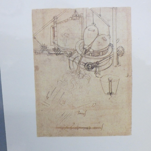 735 - A folio of Leonardo da Vinci prints of drawings and designs