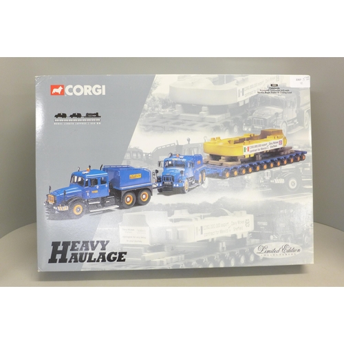 755 - A Corgi Heavy Haulage set, 18002 Pickfords Scammell Contractor, boxed