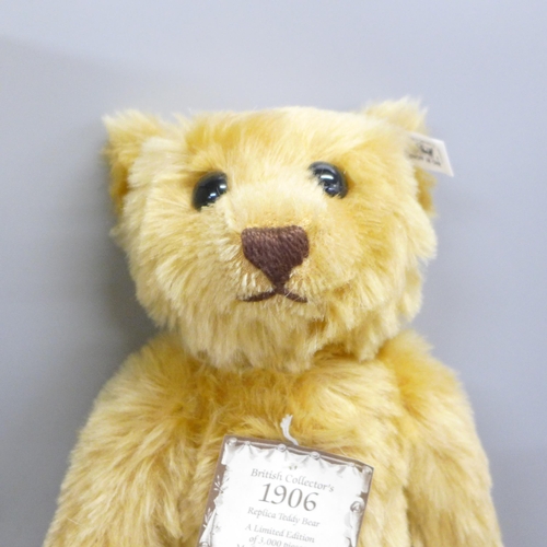 756 - A Steiff limited edition British Collector's 1906 replica Teddy bear, boxed (yellowing to lid)