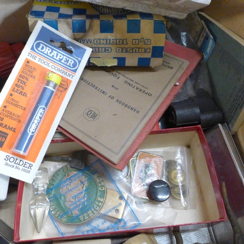 779 - A box of vintage motor car items including 1970s air horn set, Carello spotlight, Osram bulbs and pa... 