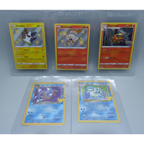 810 - Five ultra rare Pokemon cards