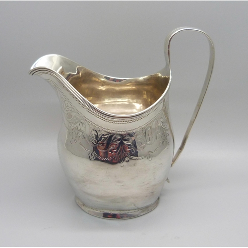 832 - A George III silver jug, London 1805, 111g