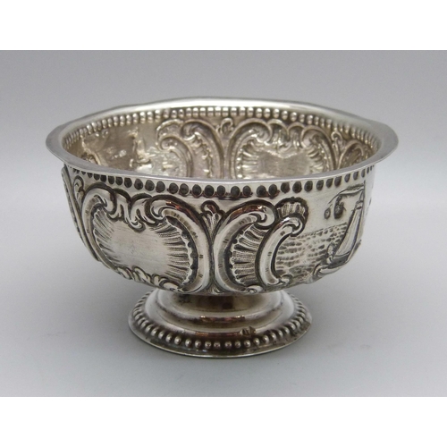 834 - An embossed silver Dutch bowl, import marks for London 1898, 64g, diameter 9cm, rim a/f