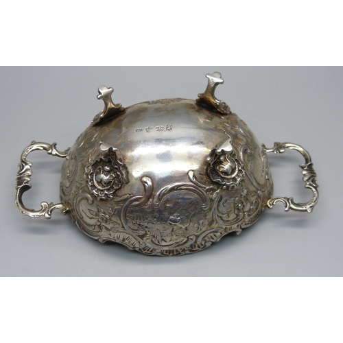 837 - An embossed two handle German 800 silver dish, 108g