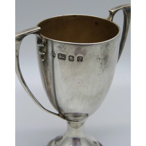 853 - A small silver trophy, London 1971, 53g