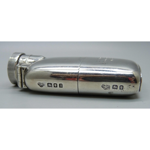 860 - A small silver spirit flask, engraved 'C.E. Tindall, 3A Townsend Road, Wisbech', London 1922, 92g, h... 