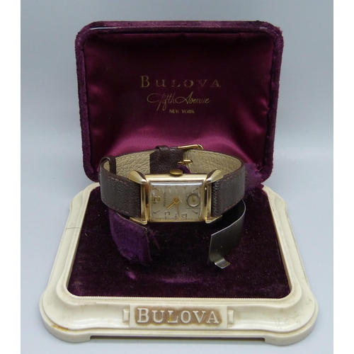 867 - An Art Deco 10k gold filled Bulova wristwatch, boxed, 20mm case