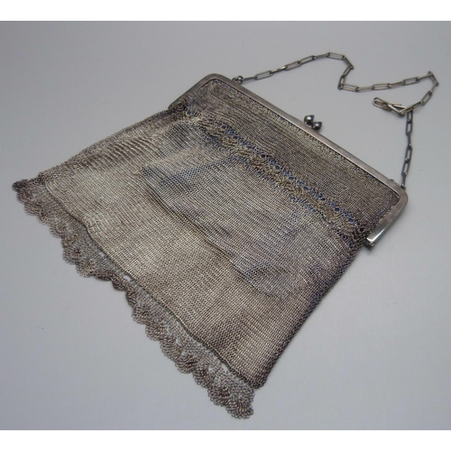 877 - An Art Deco silver mesh purse, Birmingham import mark for 1923, with original receipt dated 1924, 20... 