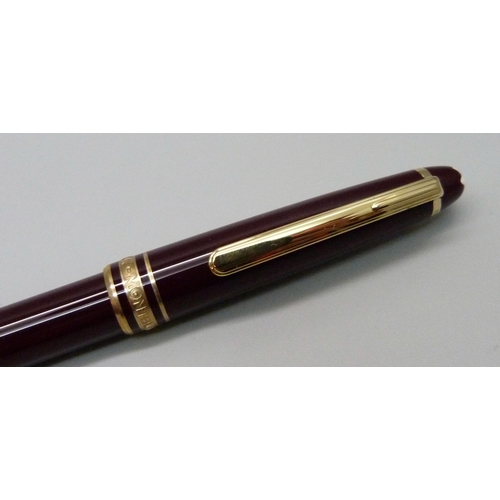 881 - A Mont Blanc Meisterstuck ballpoint pen, XV1337680, boxed