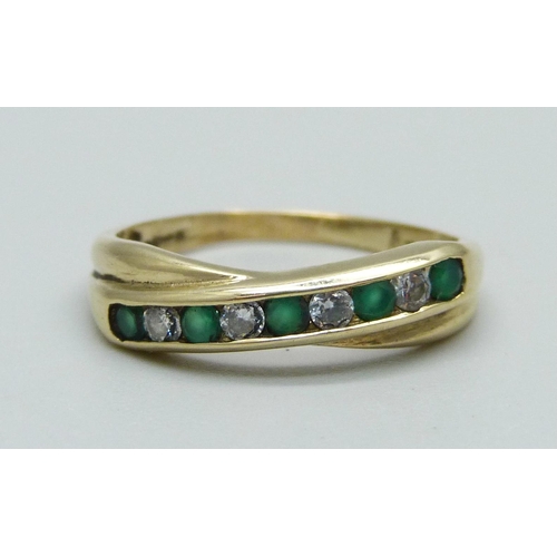 956 - A 9ct gold, emerald and zircon ring, 1.8g, N