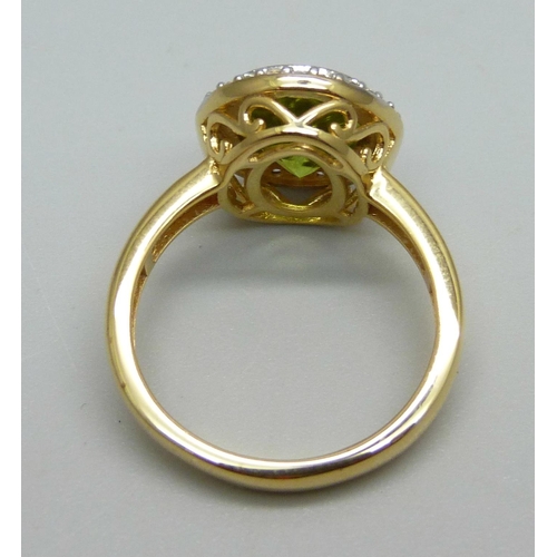 961 - A 925 silver gilt, peridot and zircon ring, M/N