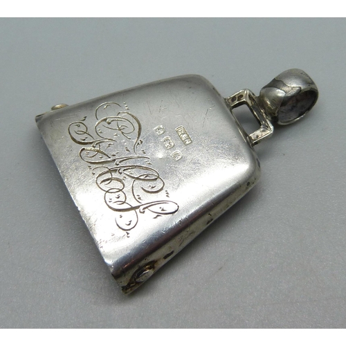 975 - An Edwardian silver Baby rattle pendant, Birmingham 1906, with initials