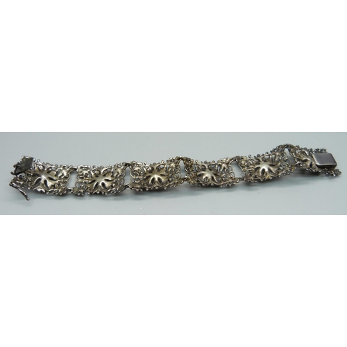 988 - An 835 silver and marcasite bracelet