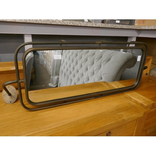 1522 - An industrial style wall mirror