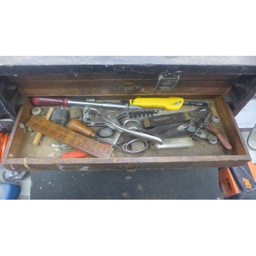 2043 - 2 Carpenter's tool boxes with assorted tools including Stanley no 4 plane, a vintage bull nose plane... 