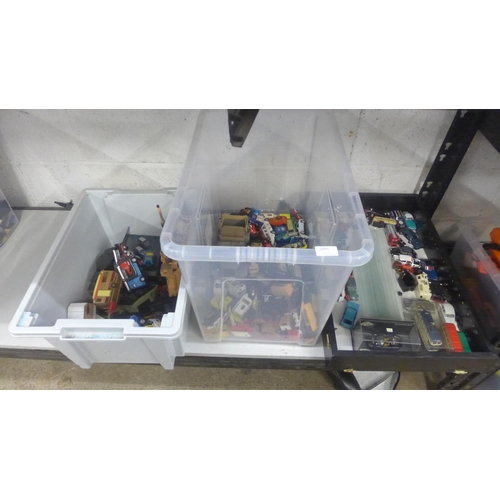 2095 - A collection of approx. 150 die-cast cars (3 boxes)