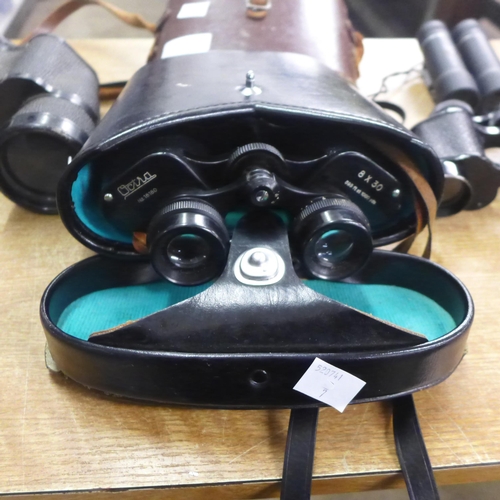 2110 - 4 Pairs of binoculars