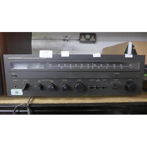 2161 - A Vector Research FM/AM VR-2500 stereo receiver