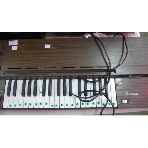 2180 - A vintage Bontempi keyboard