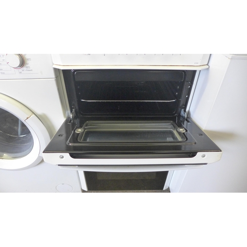 2199 - A Beko 4-ring electric double oven (1 ring not working)