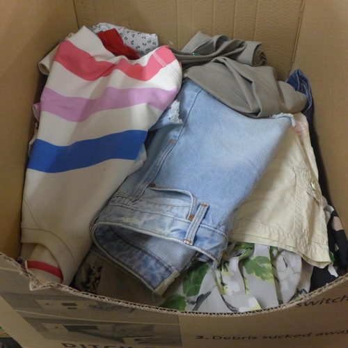 2395 - A box of women's clothes including a Joules jumper - BNWT