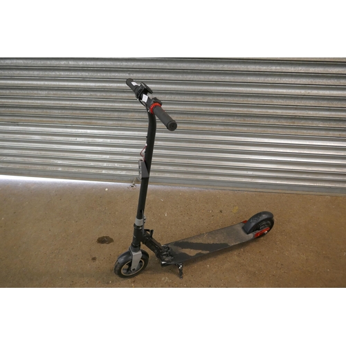 2218 - A wired E-250 electric scooter (no charger)