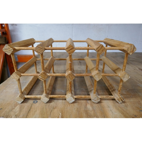 2252 - A large wooden wine rack