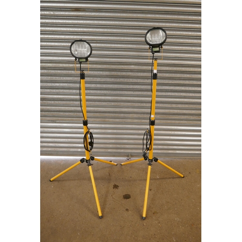 2260 - A pair of Powerman tools site lights