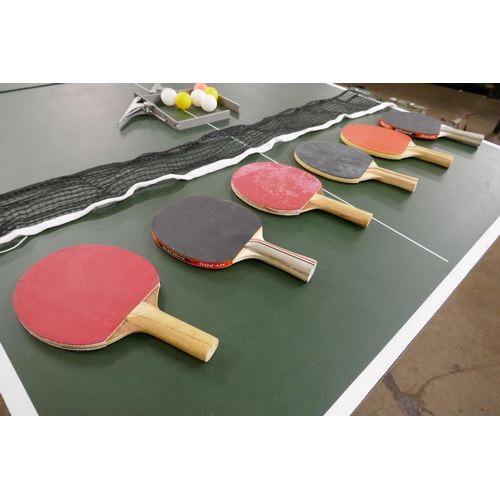 2277 - A butterfly table tennis folding table including net, 6 bats and 6 balls