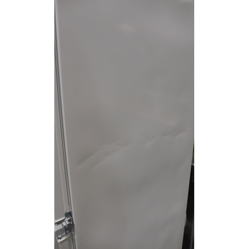 3198 - Zanussi 50/50 Fridge Freezer (Frost Free) (H1772xW548xD549) - model no.:- ZNNN18FS5, original RRP £5... 