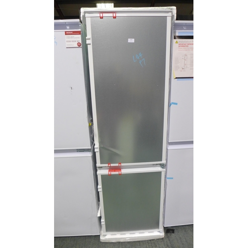 3206 - Zanussi 70/30 Fridge Freezer - Low Frost (H1772xW546xD549), original RRP £557.50 inc. VAT (422-44) *... 