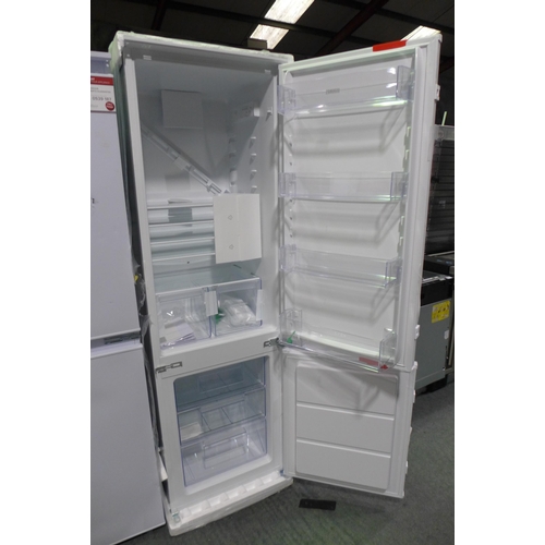 3206 - Zanussi 70/30 Fridge Freezer - Low Frost (H1772xW546xD549), original RRP £557.50 inc. VAT (422-44) *... 