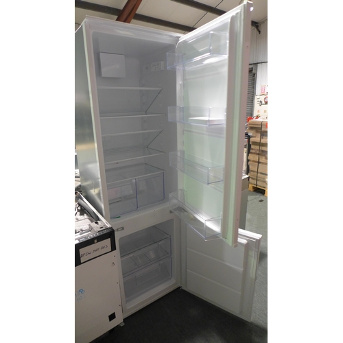 3221 - Zanussi 70/30 Fridge Freezer - Low Frost (H1772xW546xD549), original RRP £557.50 inc. VAT (422-130) ... 