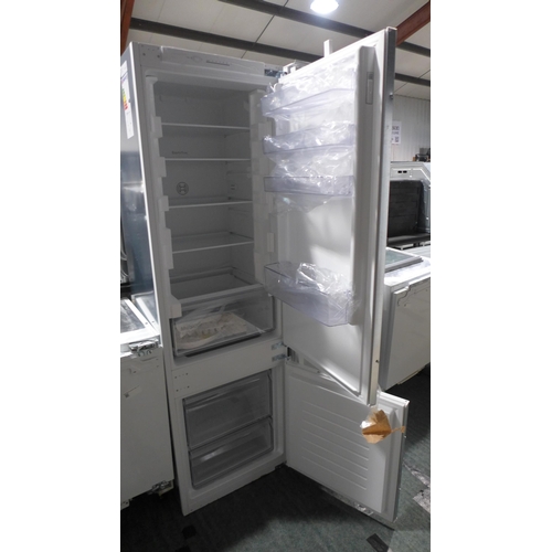 3253 - Bosch Integrated 70/30 Fridge Freezer (H1772xW541xD548) - model no.:- KIV87NSF0G, original RRP £587.... 