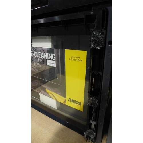 3269 - Zanussi Single Pyrolytic Oven (Broken Door)(4194-180) *This lot is subject to VAT