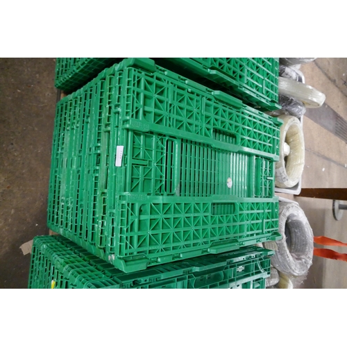 2379 - 13 Green folding/stackable 60x40cm  crates